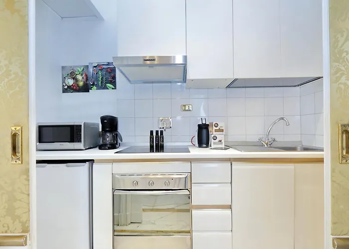 Boutique Domus Trevi בית נופש